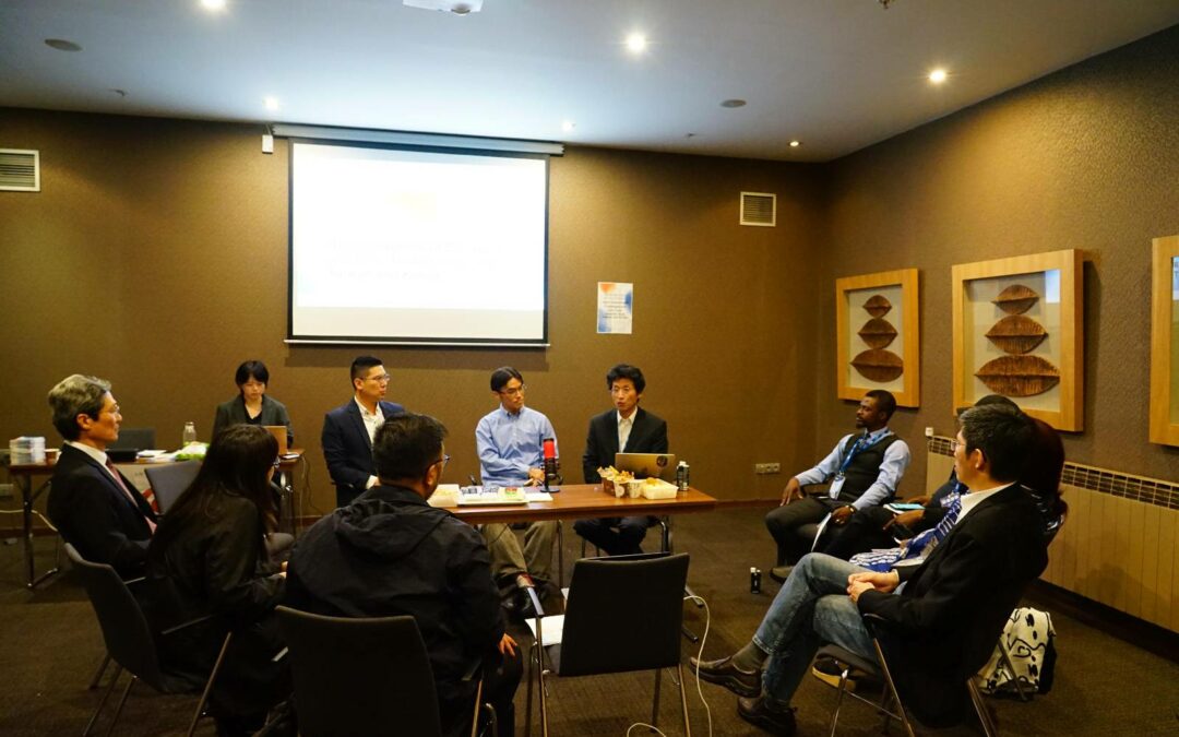 Open Net speaks on relationship between open data and democracy in Korea and Taiwan on OGP Vitoria-Gasteiz sideline